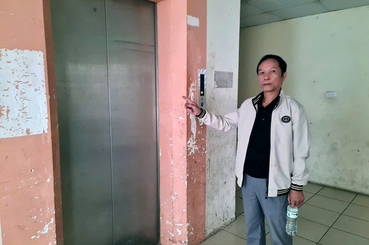 Hơn 400 hộ dân ở Thanh Hóa bất an vì thang máy chung cư hết hạn kiểm định