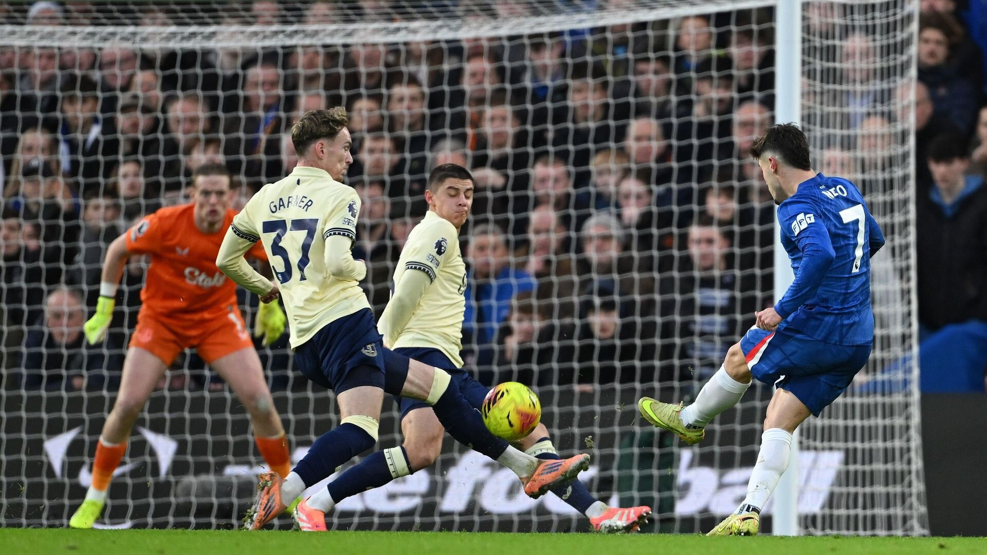 resources_premierleague_pulselive_com 2251729048.jpg