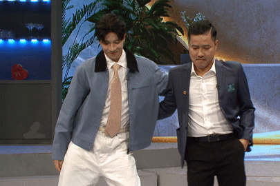 S.T Sơn Thạch và danh thủ Hồng Sơn với hành động chưa từng thấy trên VTV