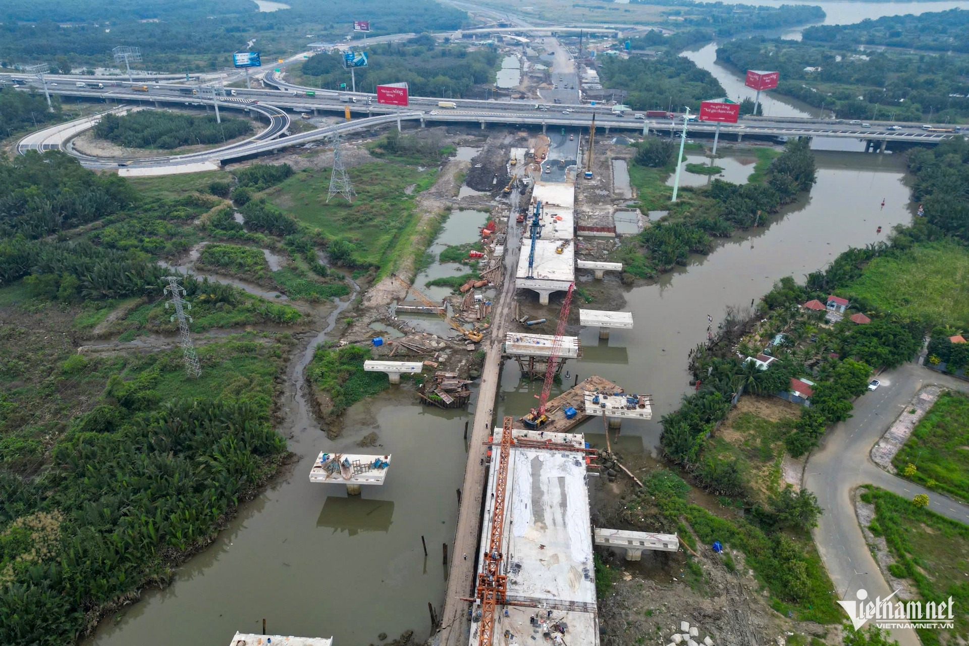 W-vành đai 3 15.jpg