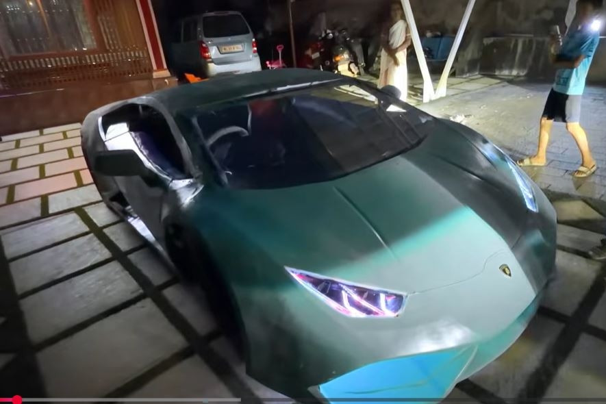 Chàng trai 4 năm miệt mài tự chế Lamborghini Huracan gây sốt mạng xã hội