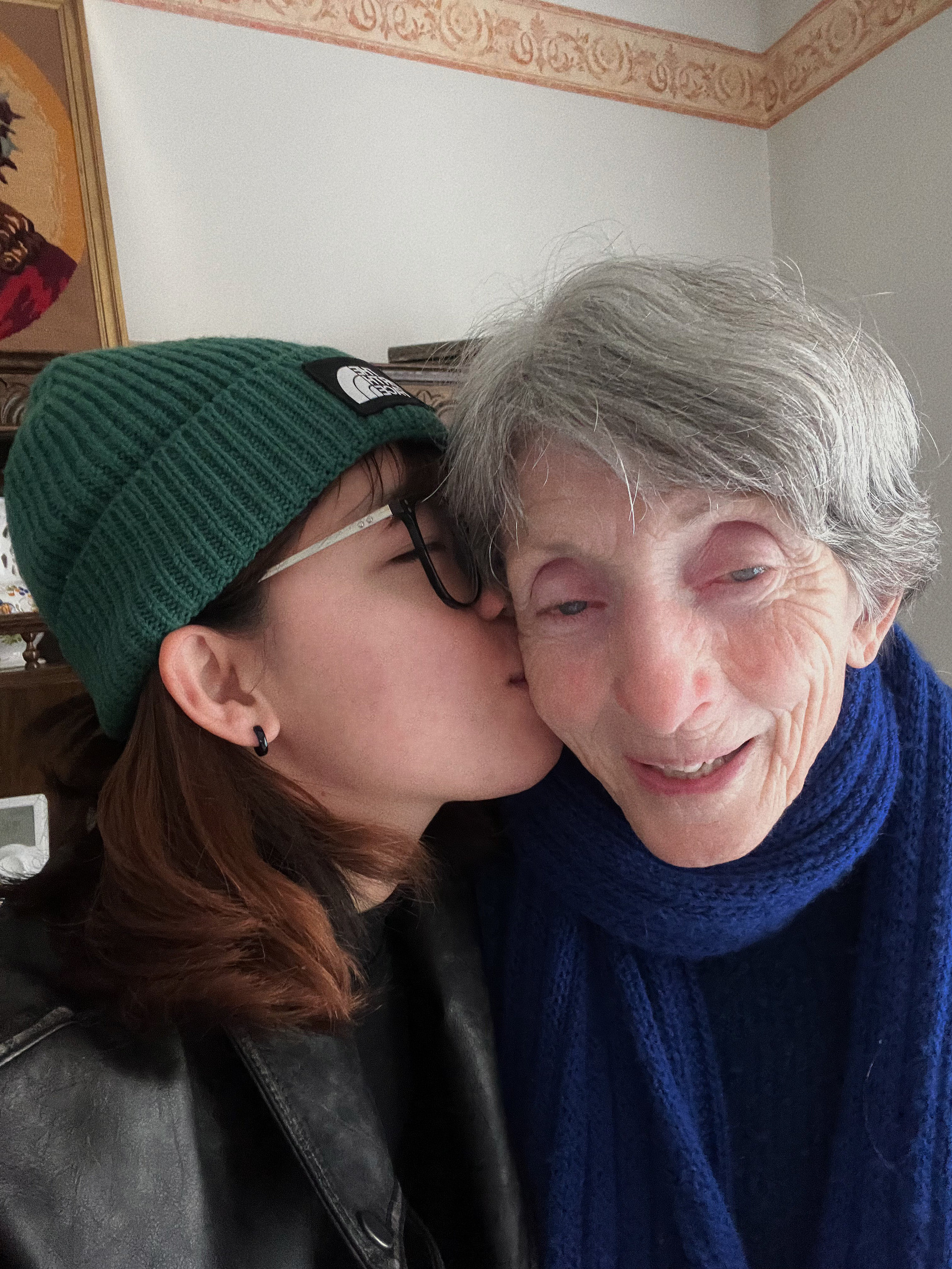 cô gái việt bà ngoại pháp