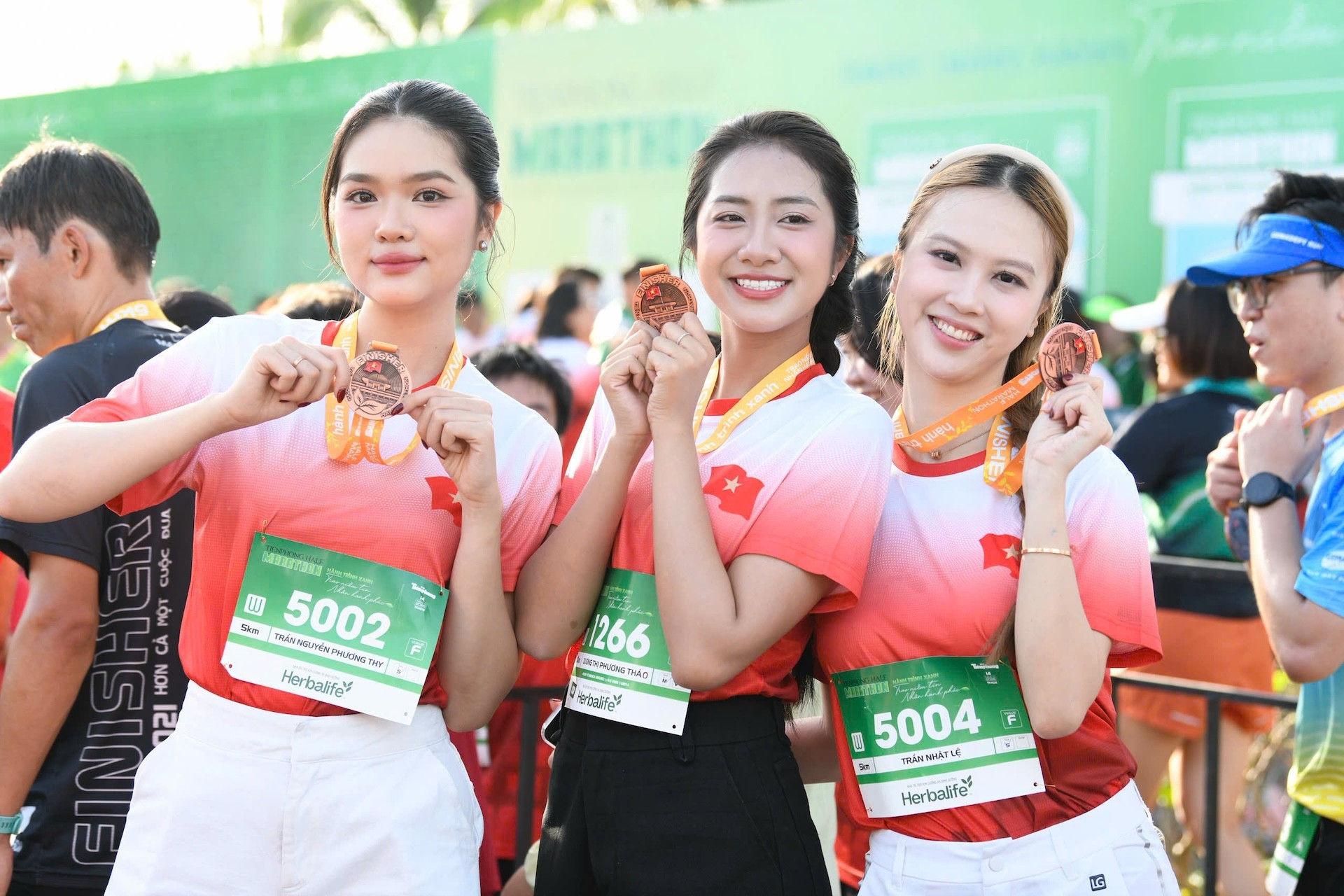  Gần 2000 VĐV tham dự giải Tiền Phong Half Marathon 2025 