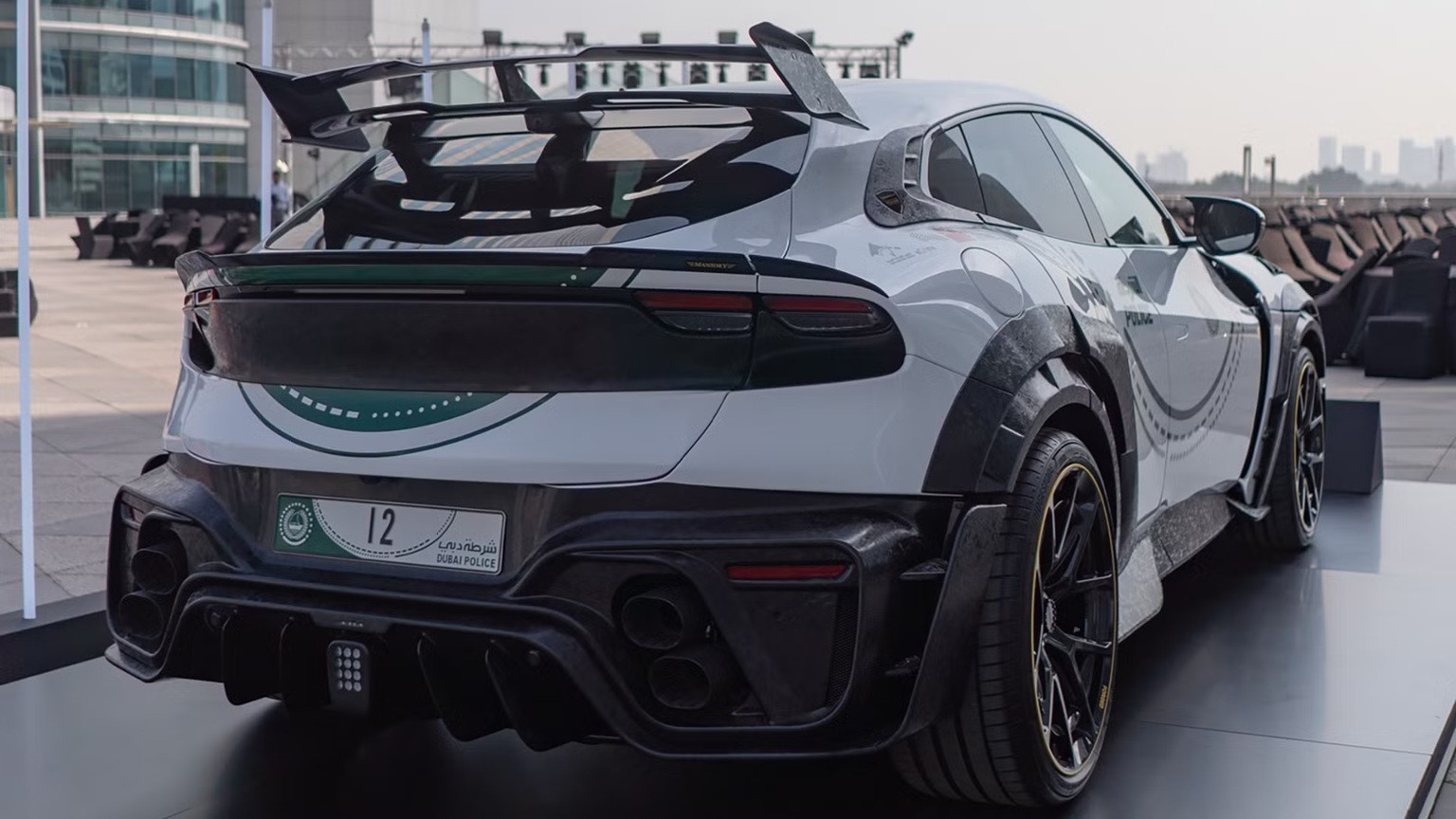 purosangue dubai 4.jpg