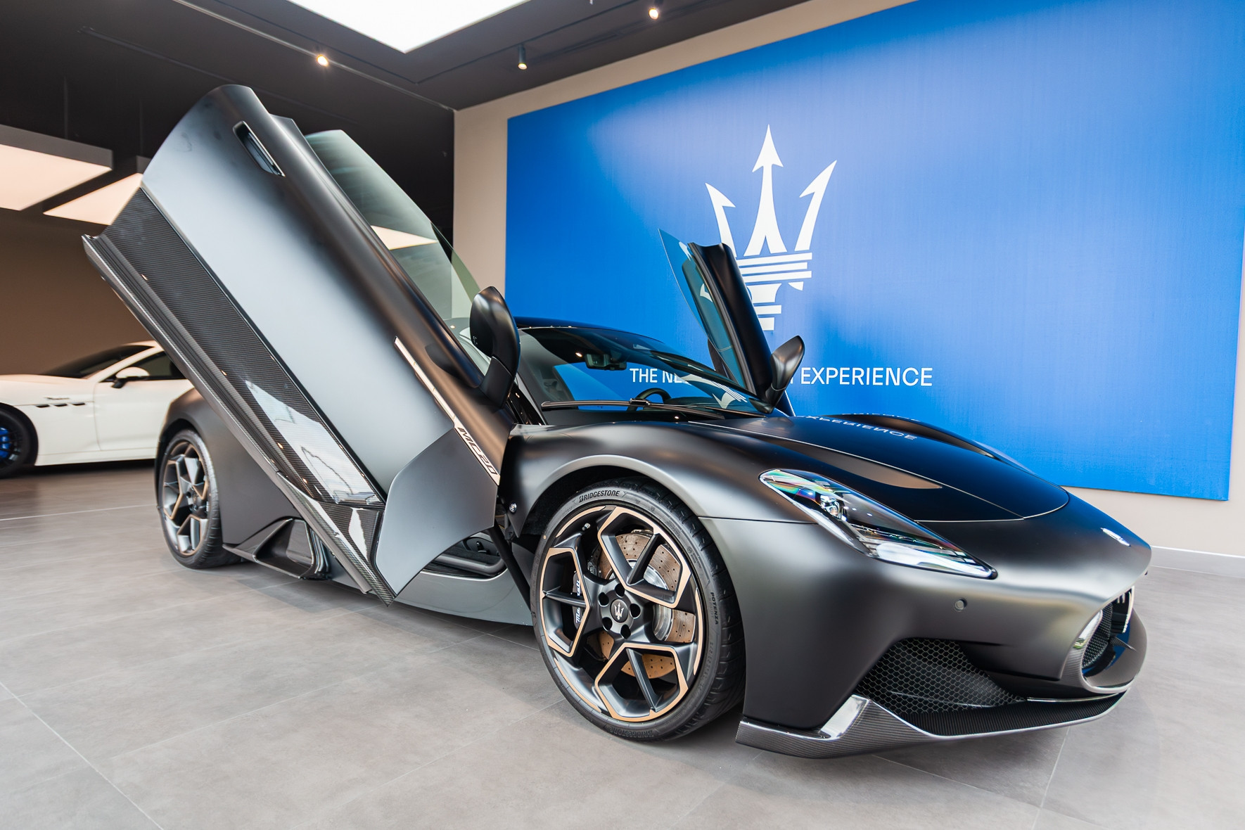 Siêu xe Maserati bản giới hạn giá 22 tỷ đầu tiên tại Việt Nam có gì đặc biệt?