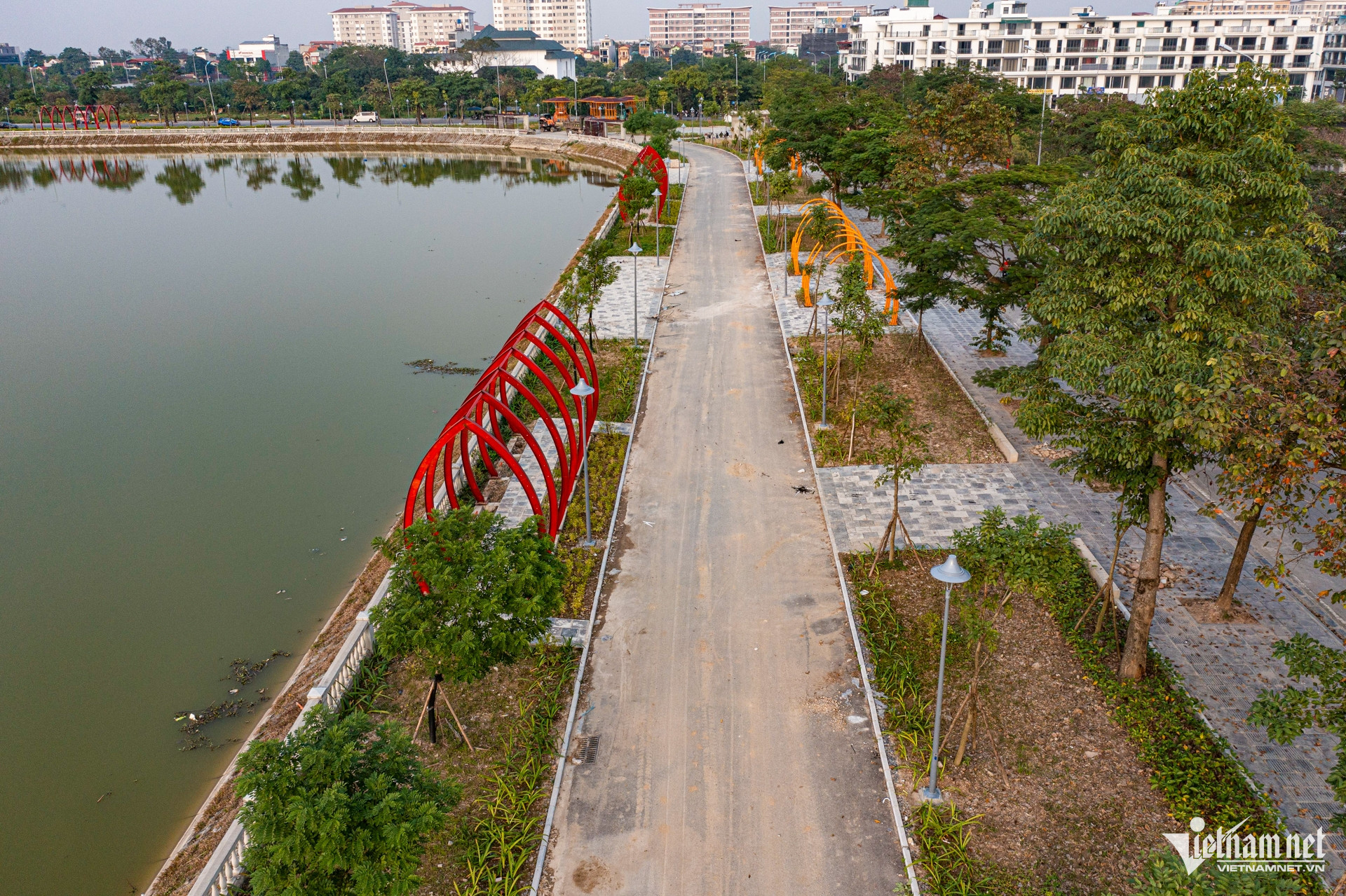 W-cong vien Gia lam Ha noi 16.jpg