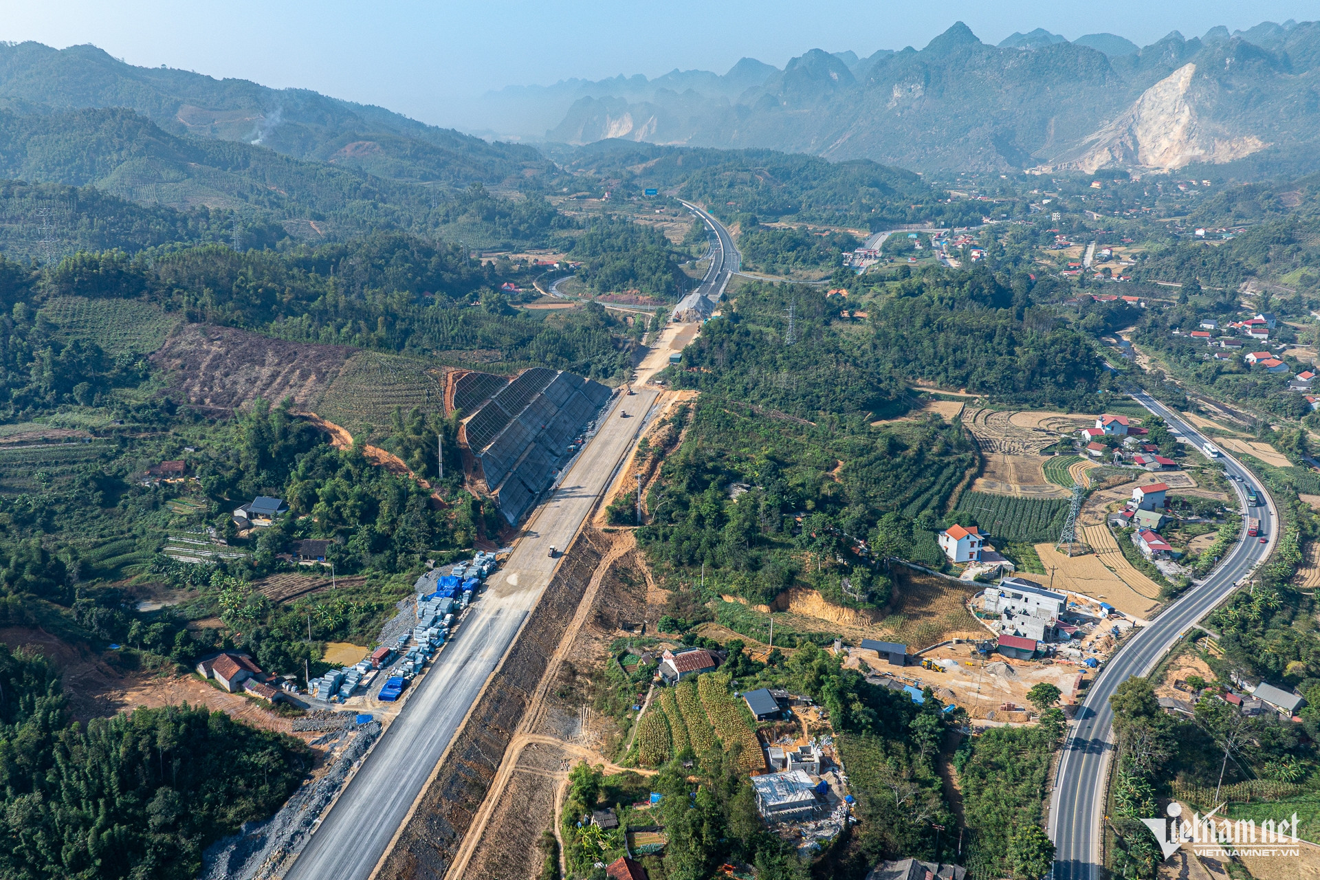 W-Hữu Nghị – Chi Lăng (5 of 7).jpg