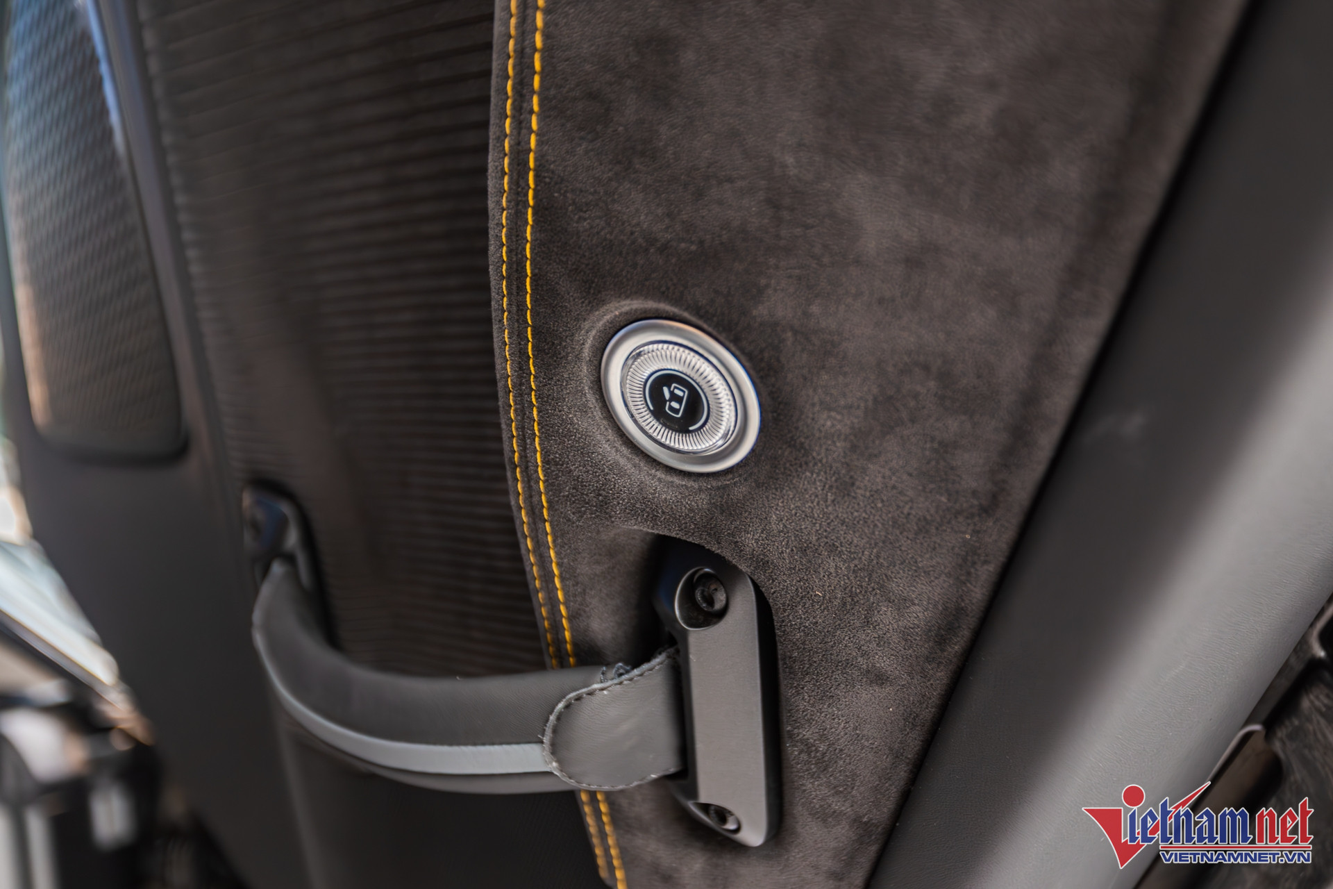 W-mc20 notte 16.JPG.jpg