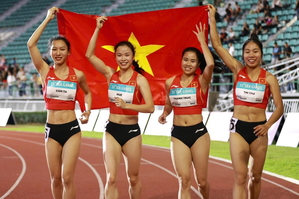 Bảng tổng sắp huy chương SEA Games ngày 15/12: Nguyễn Thị Oanh lại giật HCV