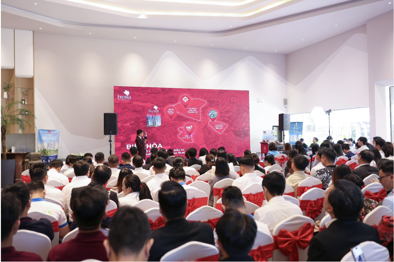 Ảnh màn hình 2025 12 15 lúc 14.23.51.png