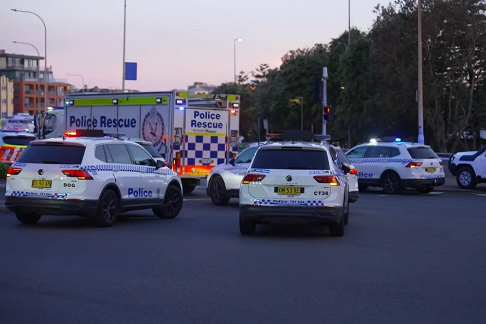 Australia hé lộ thông tin về hai đối tượng thực hiện vụ xả súng ở bãi biển