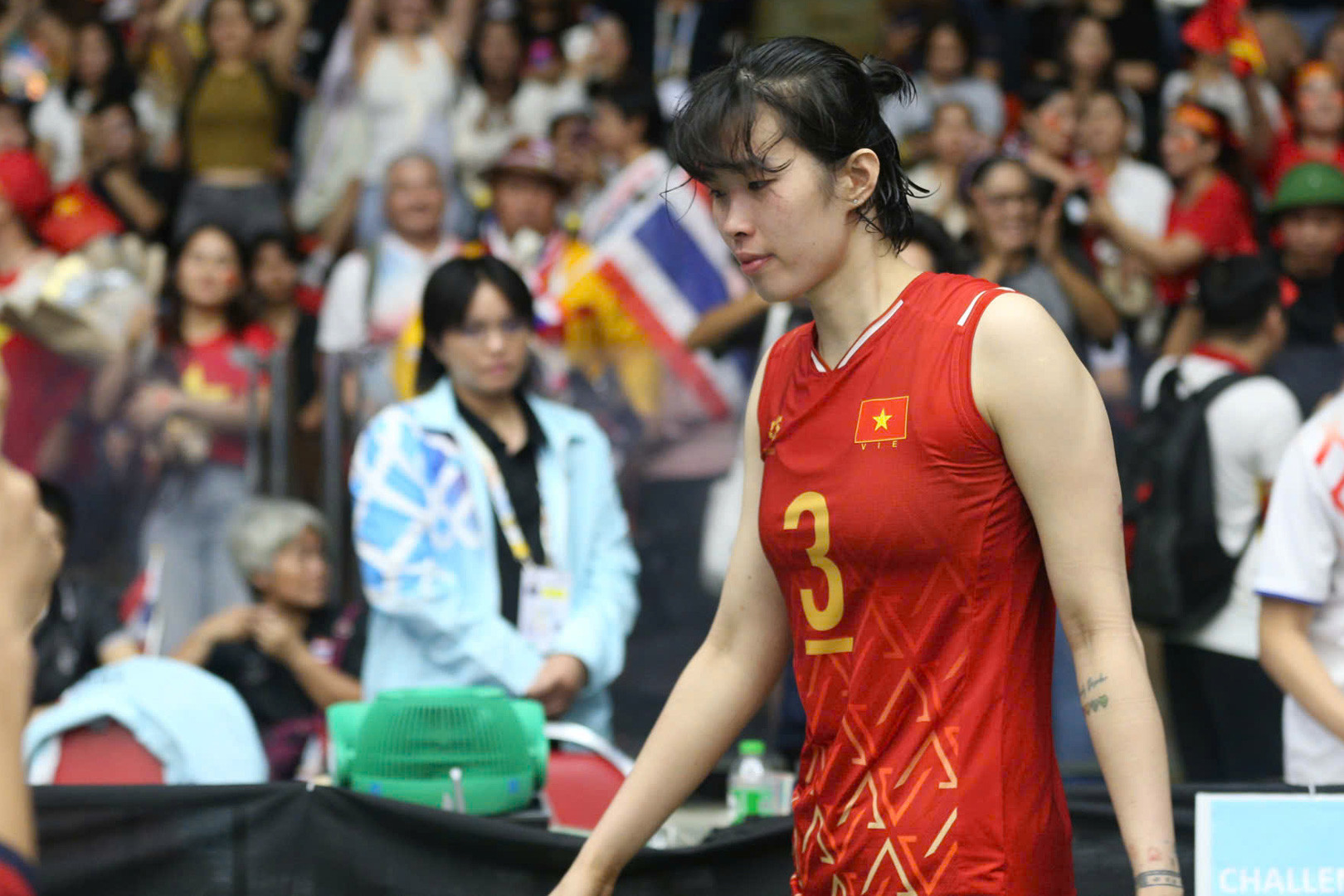 Bong chuyen Viet Nam Thai Lan 1.jpg