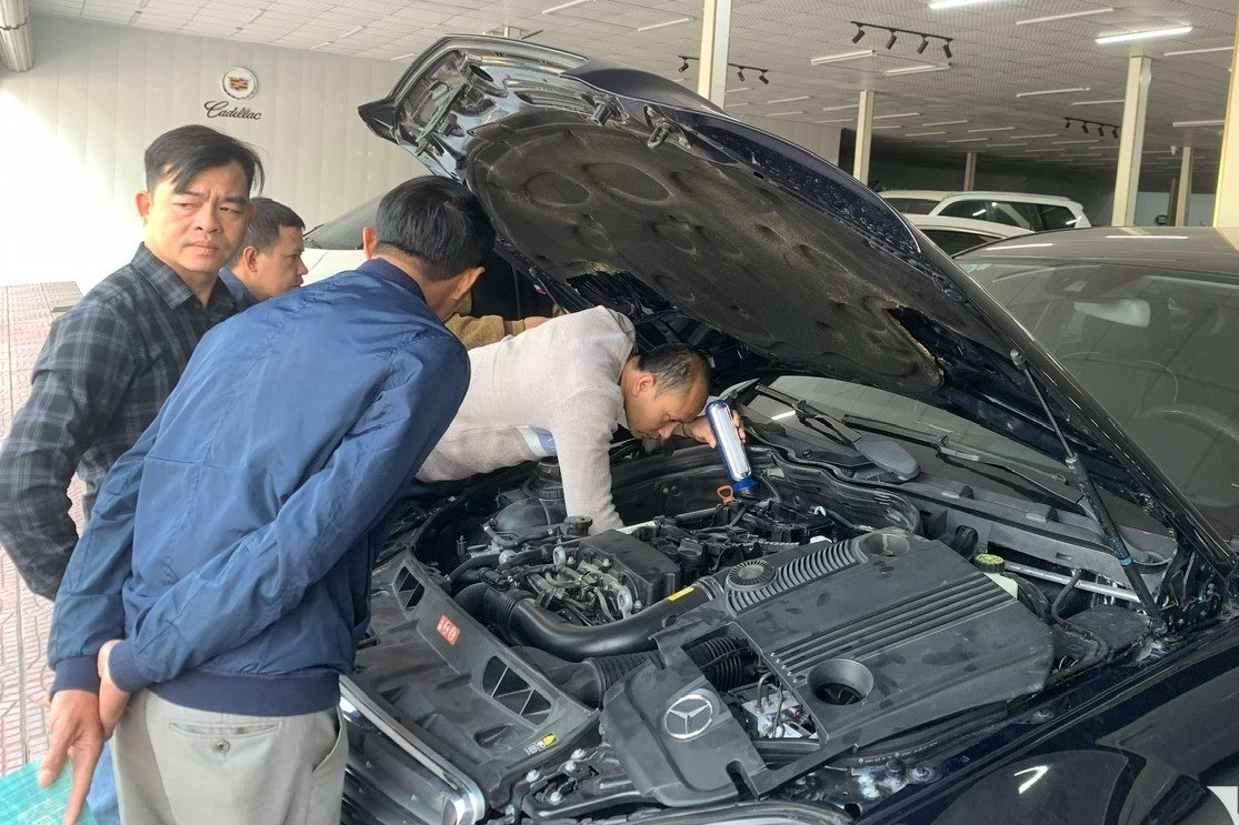 'Check xe' cũ: Chữ tín là yếu tố sống còn giữa thời mạng xã hội dễ gây 'bão'