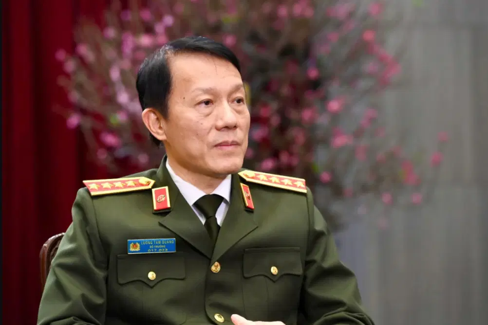 Công an nhân dân 'Kỷ luật nhất - Trung thành nhất - Gần dân nhất'