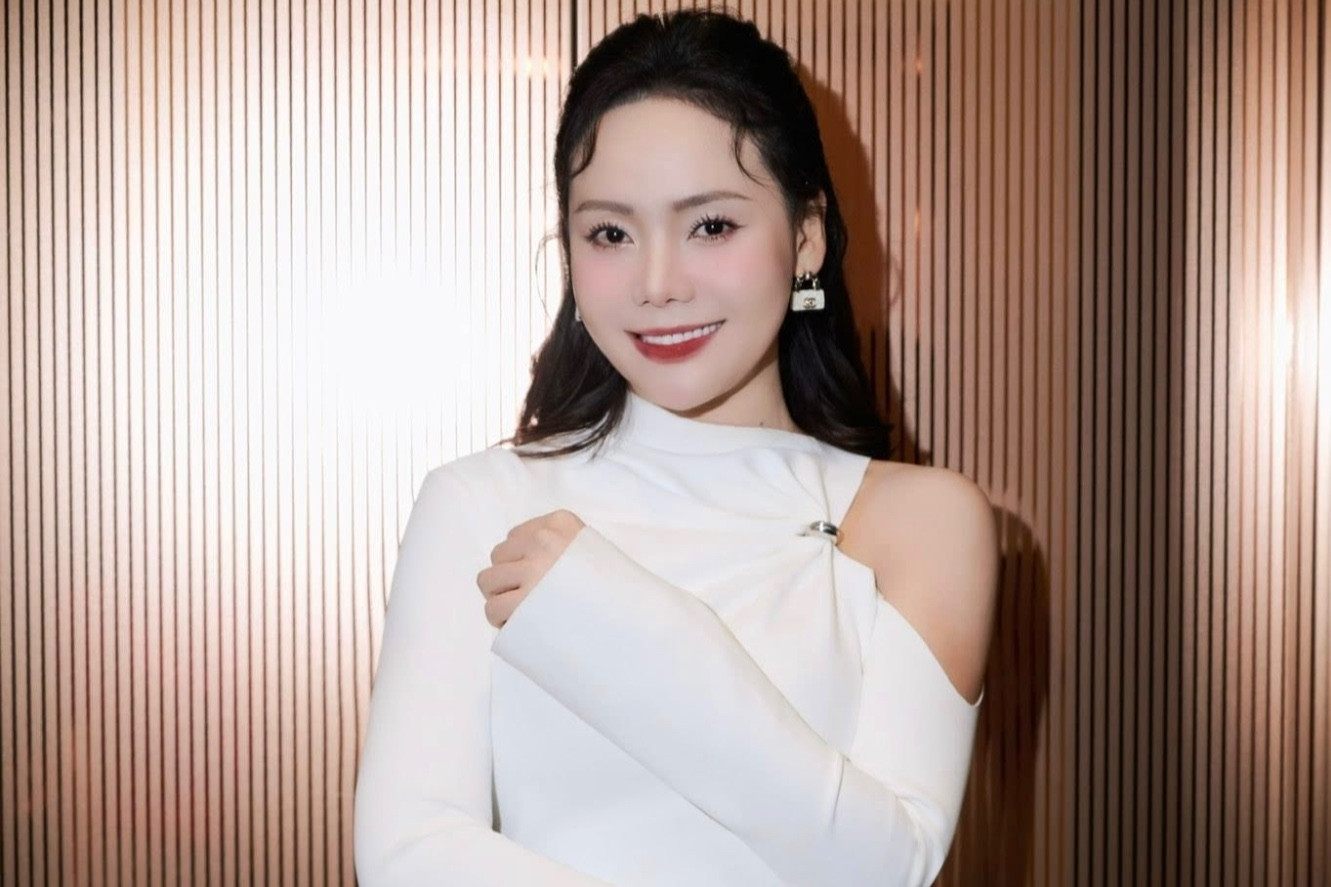 Nữ chủ tịch phim 'Lằn ranh': Bị lừa hết tiền, bán cả ô tô gánh nợ