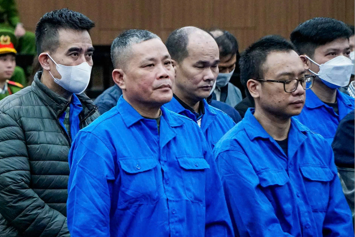 Cựu cán bộ tòa án khai về cáo buộc nhận hối lộ để 'chạy án'