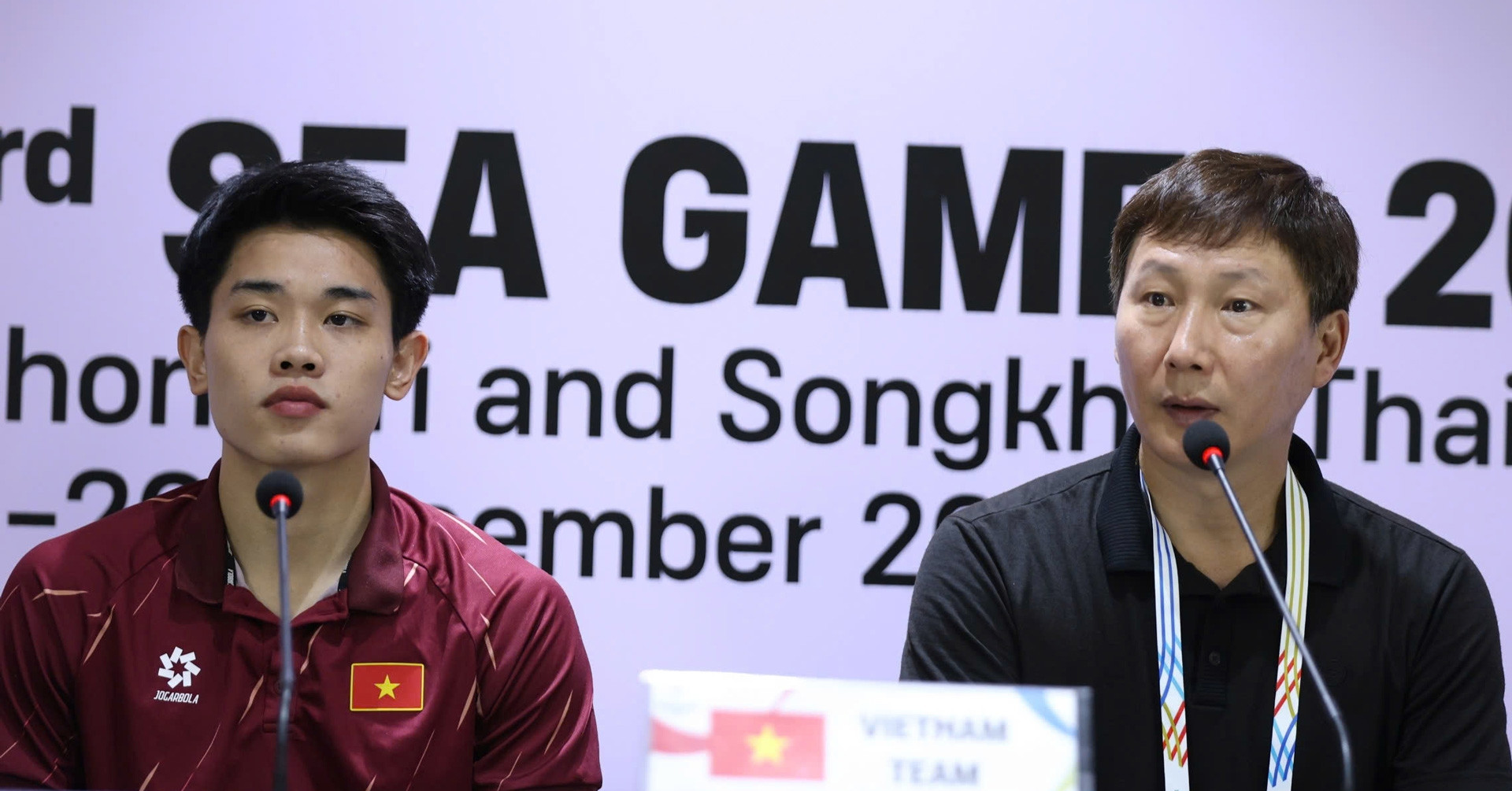 Thắng U22 Philippines, HLV Kim Sang Sik cho U22 Việt Nam 120 điểm