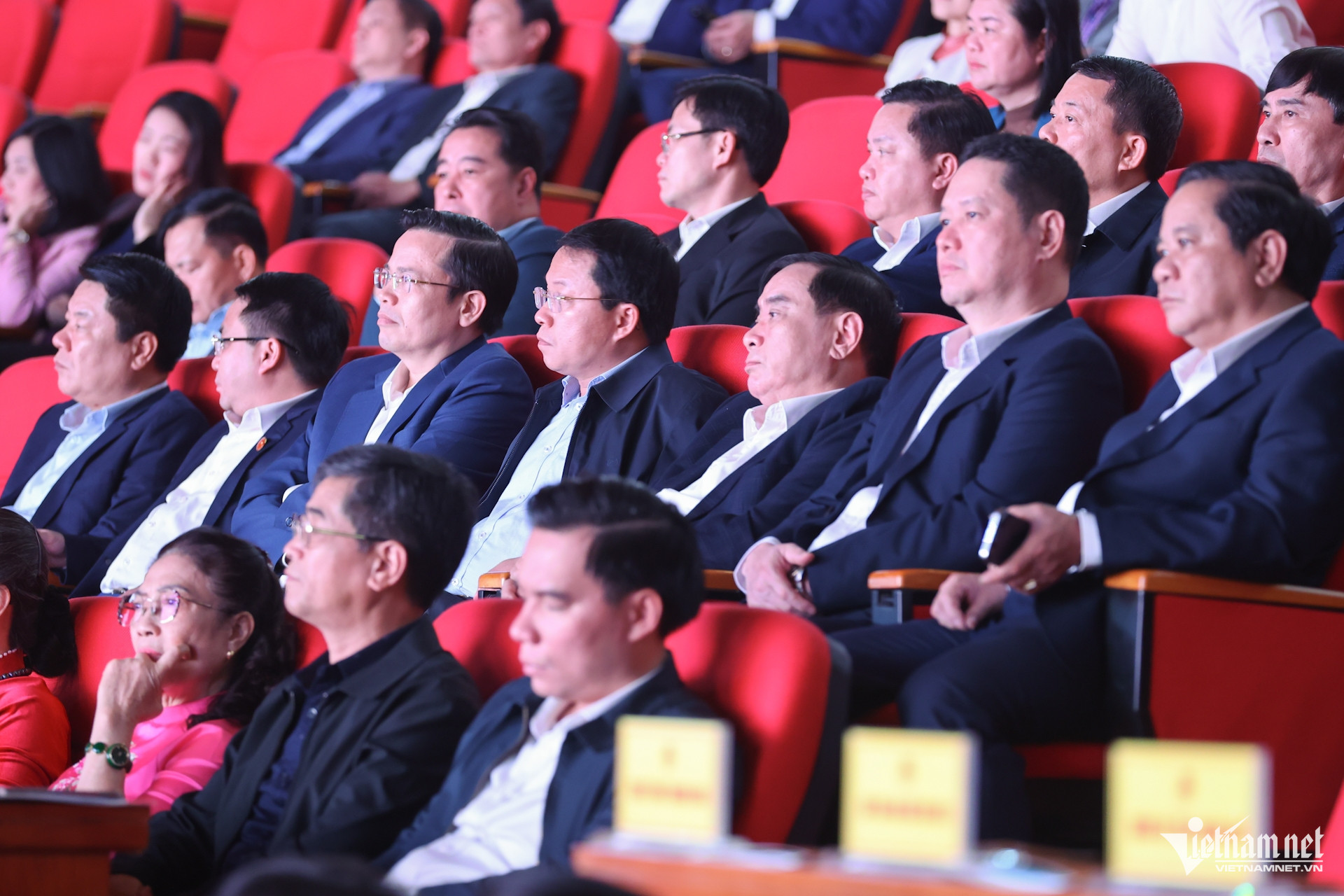 W-a2Phó Chủ tịch Quốc hội Vũ Hồng Thanh.jpg