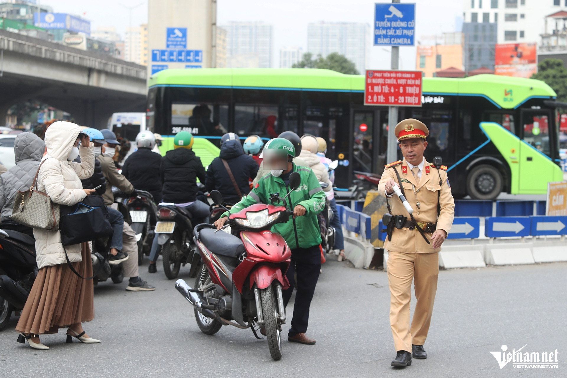 W-camera AI 5.JPG.jpg