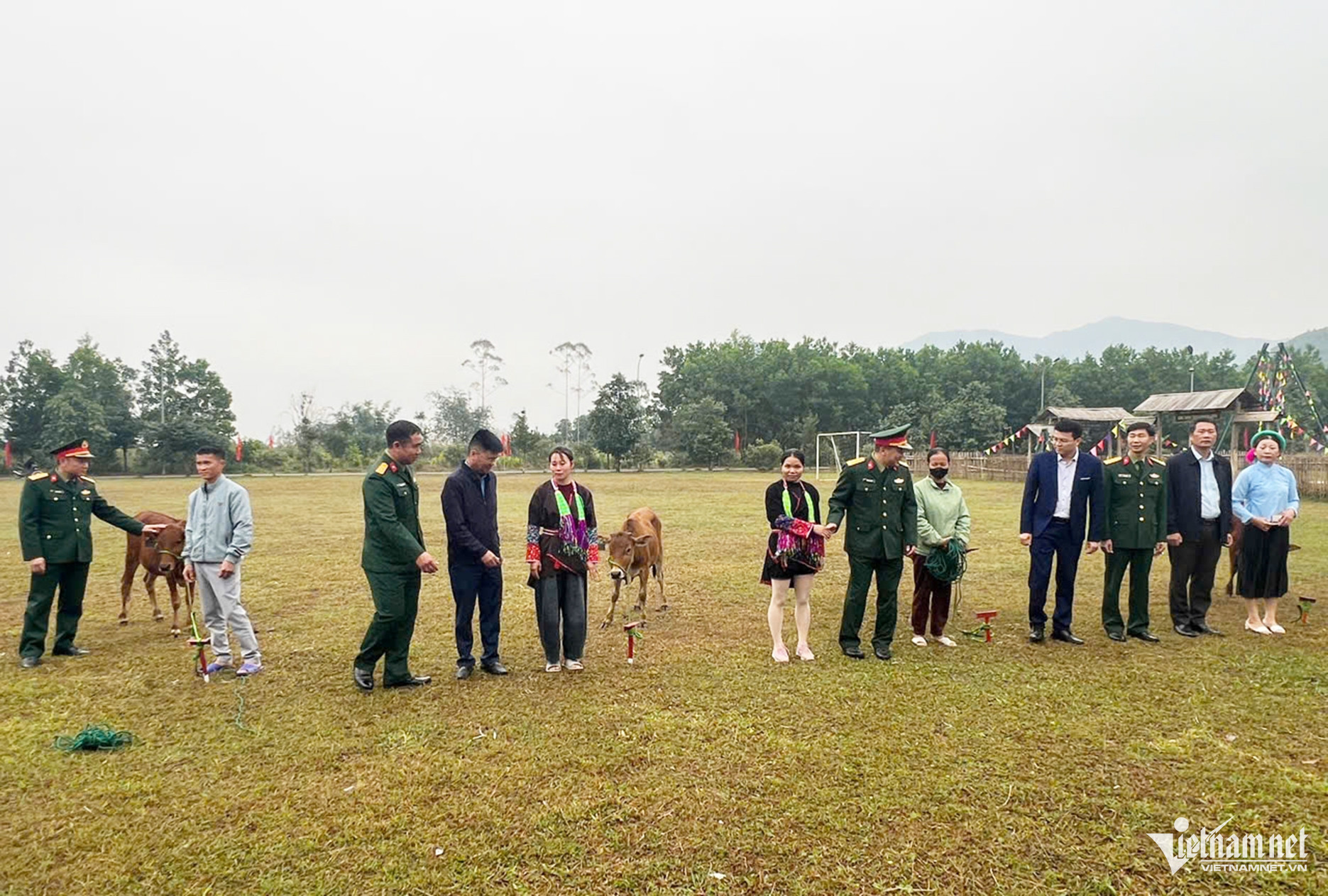 W-Hải Sơn 1212 2.jpg