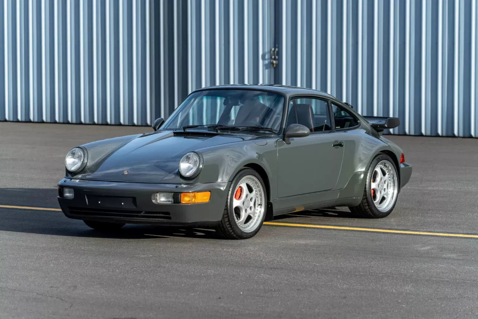 1994 Porsche 911 Turbo 8.webp