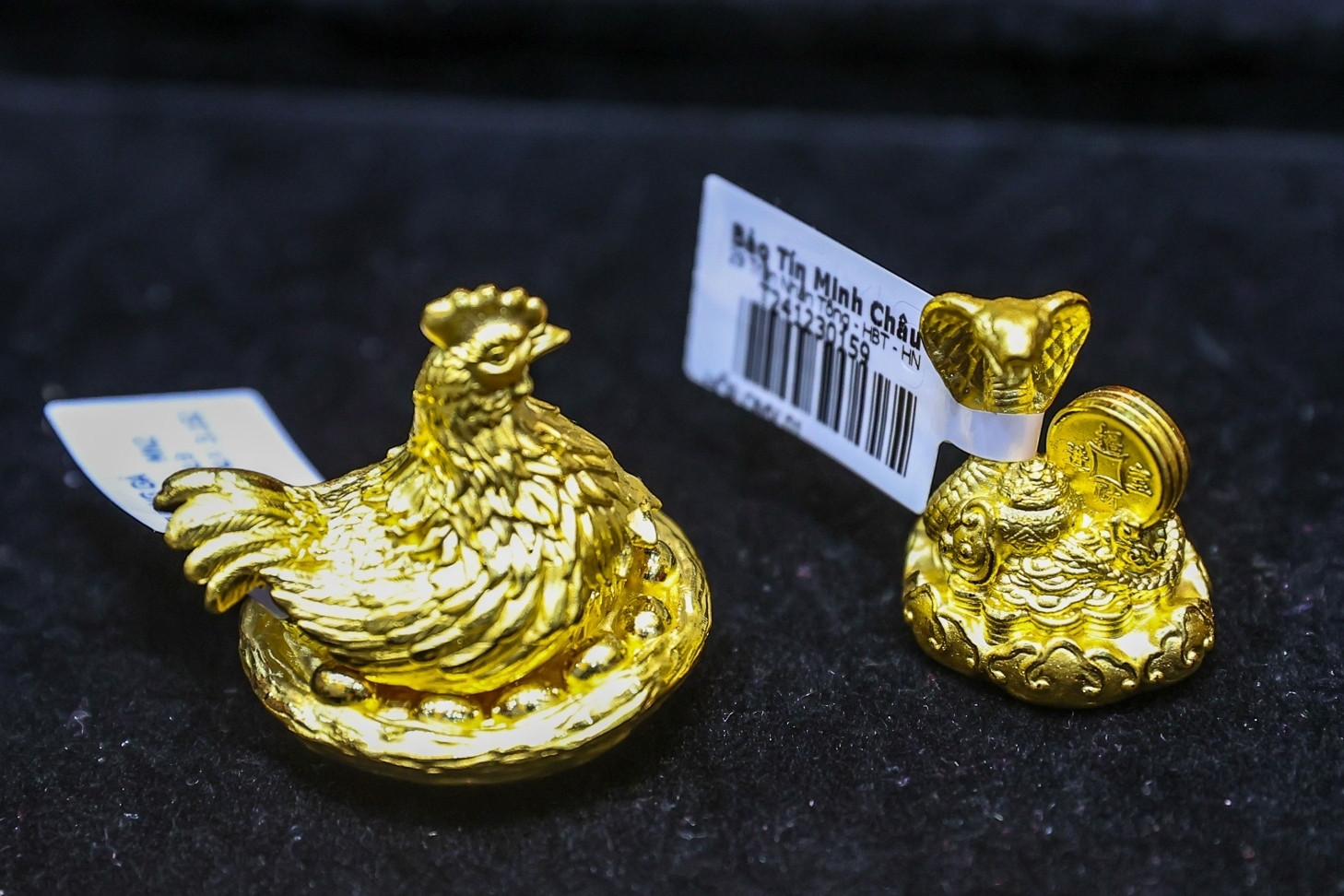  Giá vàng hôm nay 16/12/2025: Áp sát đỉnh lịch sử, vàng SJC vượt 157 triệu đồng 