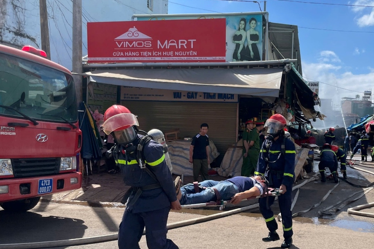 Đắk Lắk: Nâng cao năng lực phòng cháy nổ tại chợ và tàu thuyền