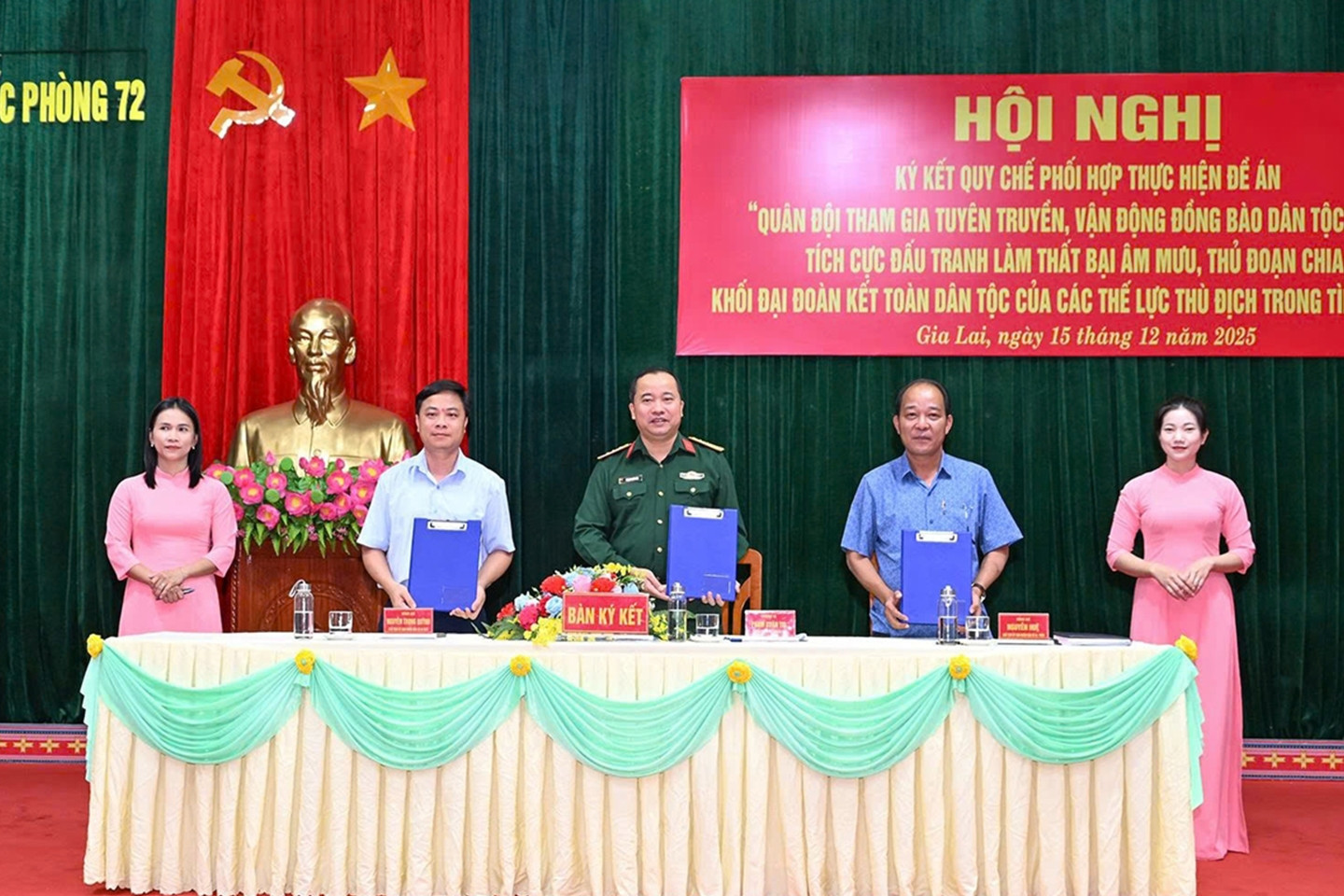 Đoàn KT-QP 72 ký kết quy chế phối hợp thực hiện Đề án 57 với 3 xã biên giới