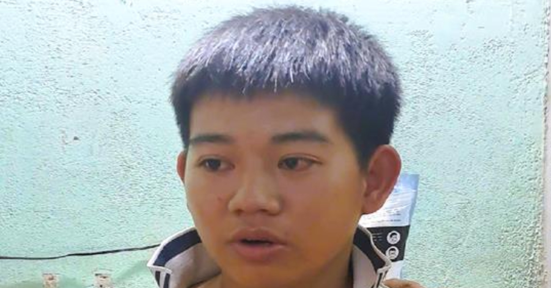 Giả công an kiểm tra, nam thanh niên đưa nữ sinh vào khách sạn để &amp;apos;đóng phạt&amp;apos;