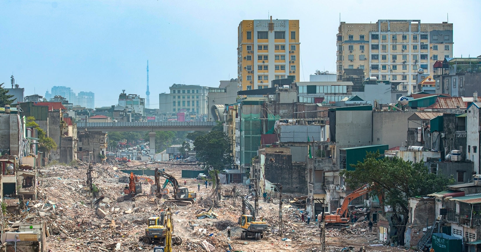 Hà Nội: Toàn cảnh Vành đai 1 đoạn Hoàng Cầu - Voi Phục sau giải phóng mặt bằng