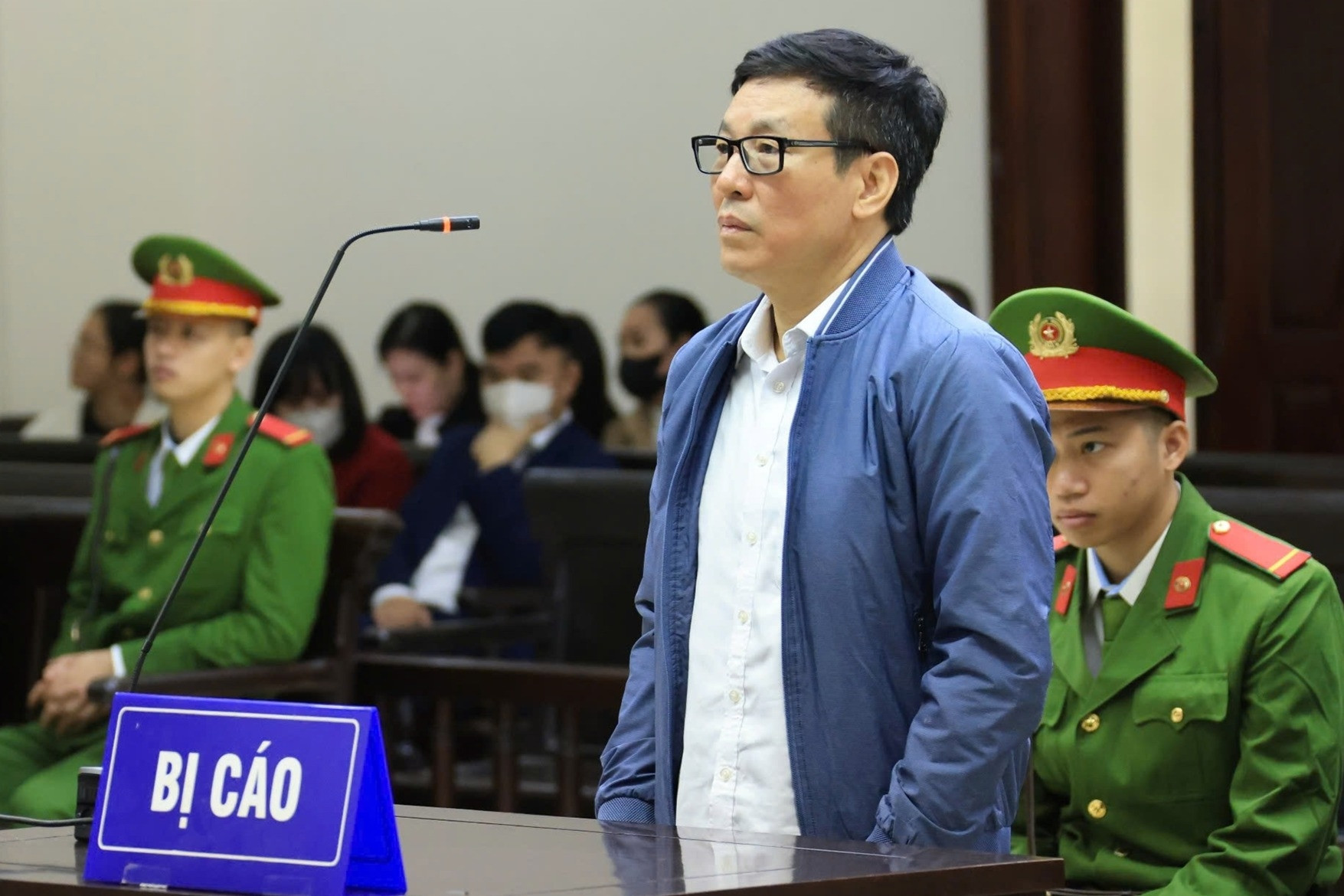 Luật sư nêu tình tiết ông Lê Duy Thành từng cứu người, xin khoan hồng đặc biệt