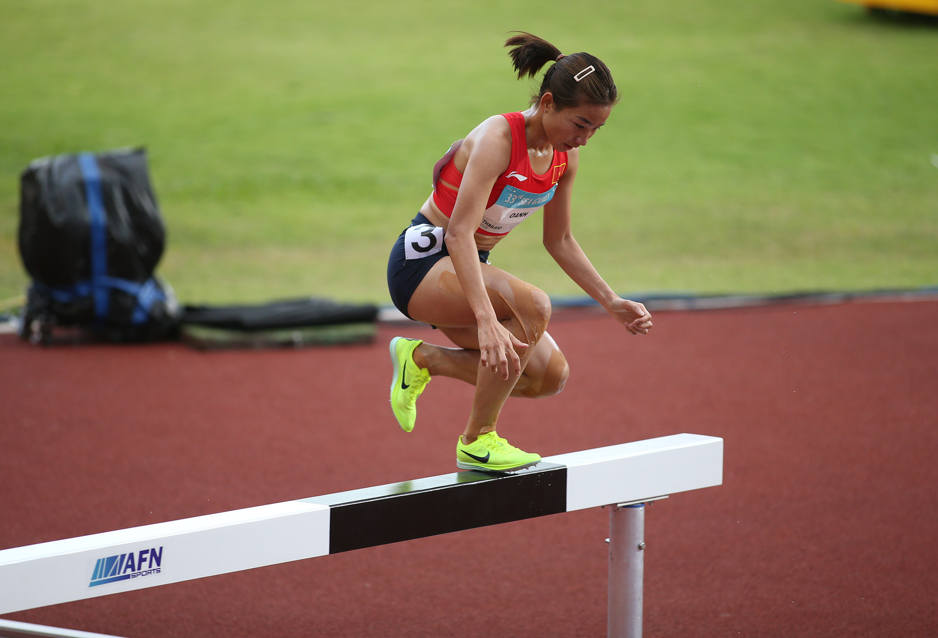 nguyen thi oanh 10.JPG