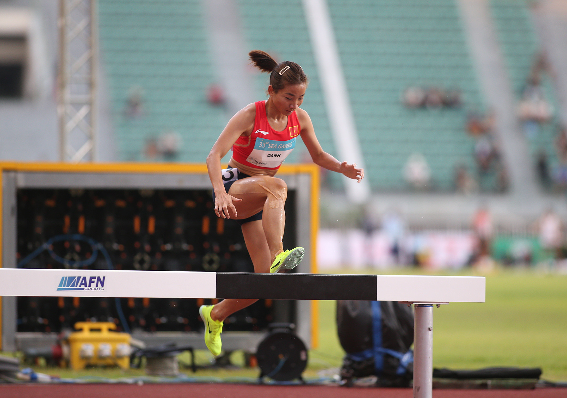 nguyen thi oanh 12.JPG