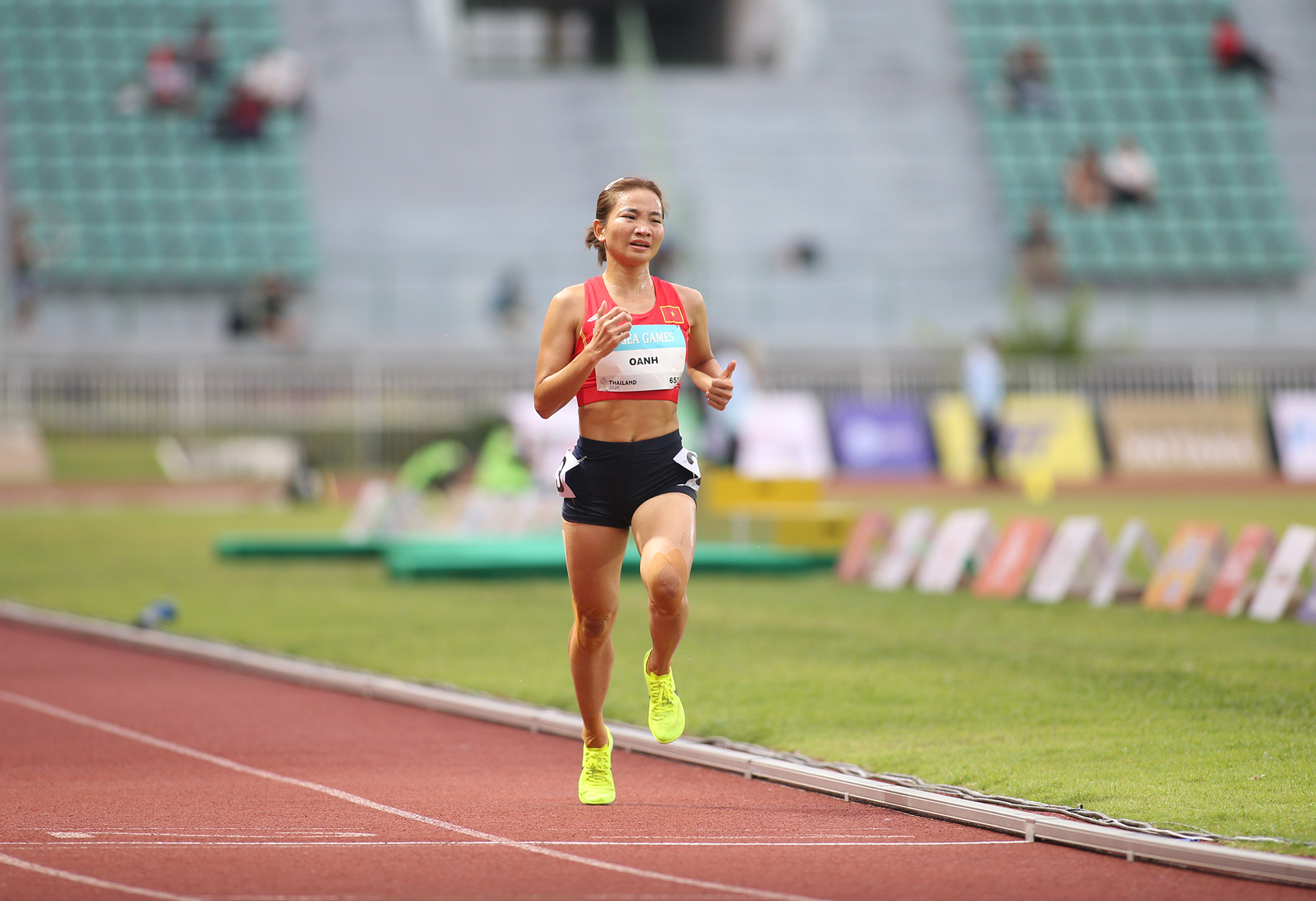 nguyen thi oanh 9.JPG