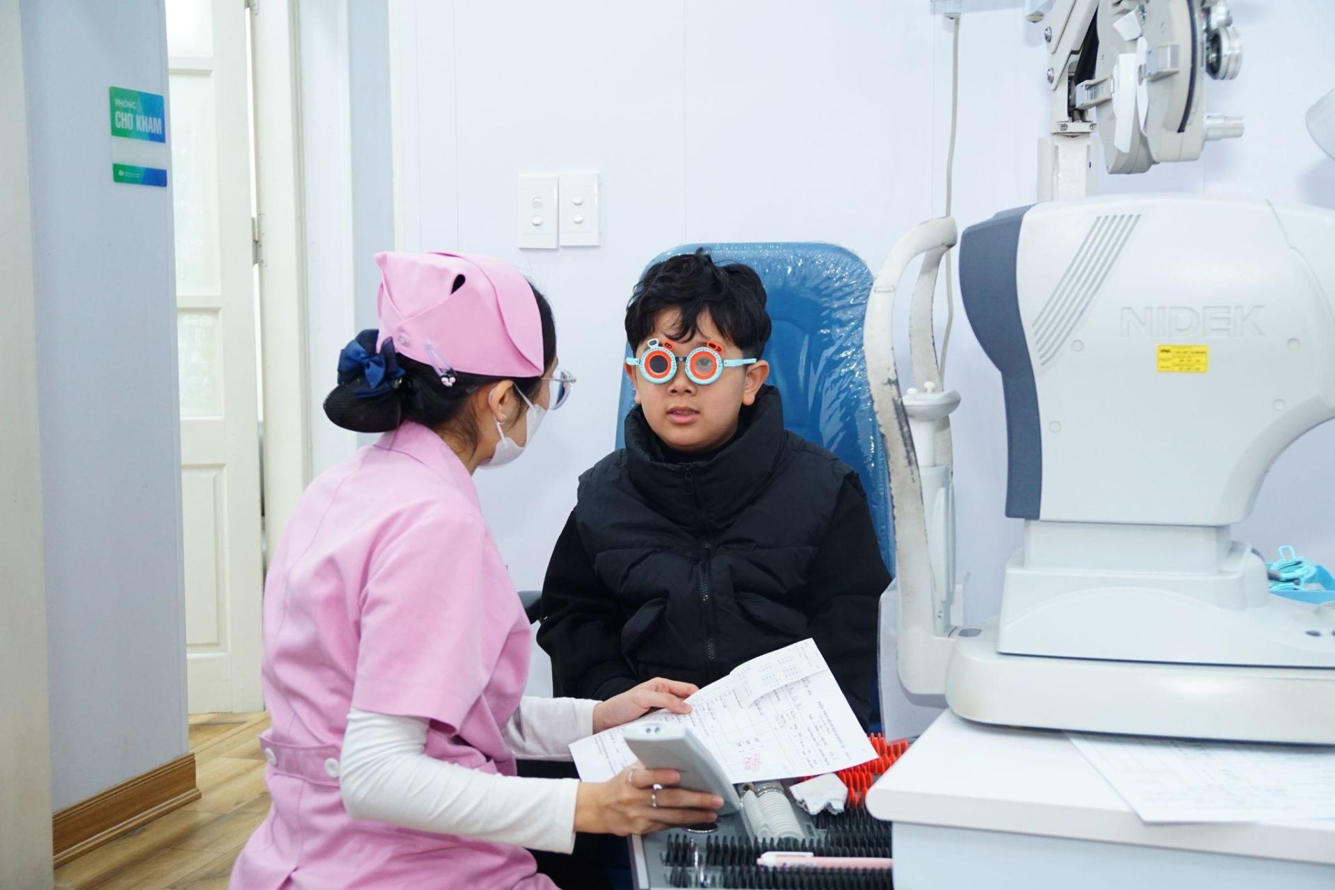 Ortho-K - Giải pháp kiểm soát cận thị tiến triển cho trẻ