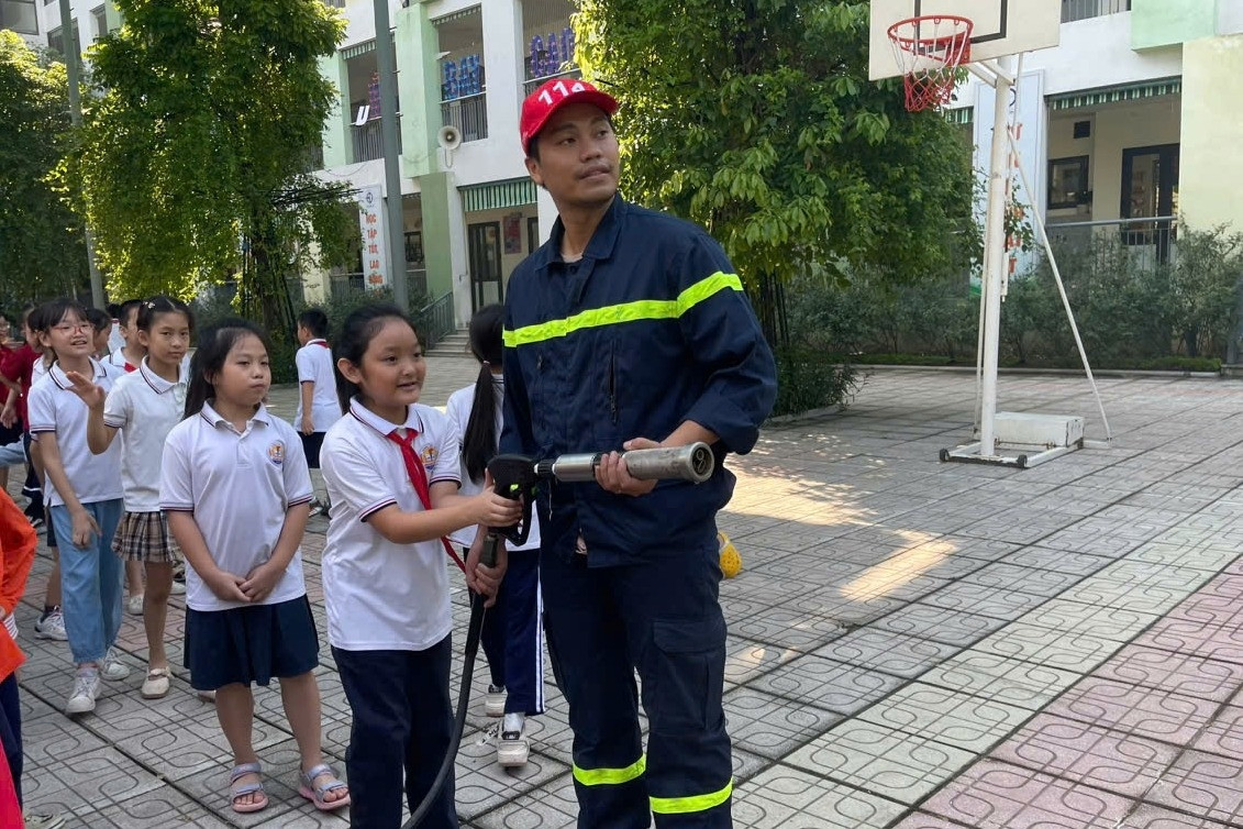 Quảng Trị tăng cường tuyên truyền, trải nghiệm thực hành chữa cháy