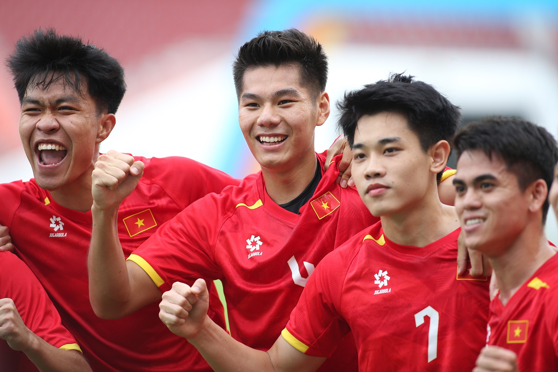 Trung vệ U22 Việt Nam: Thái Lan không có gì đáng sợ