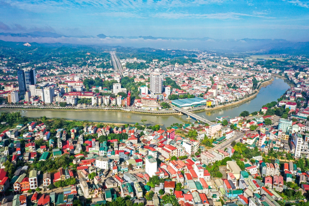 Từ TPHCM nghĩ về Cao Bằng: TOD, cửa khẩu và một lối đi khác cho tỉnh biên giới