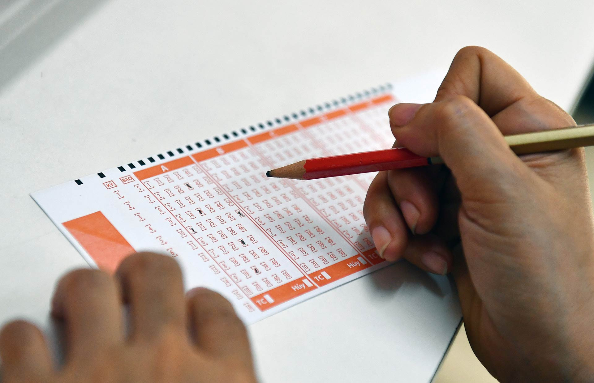 Lộ diện vé trúng độc đắc Vietlott tiền tỷ tối nay