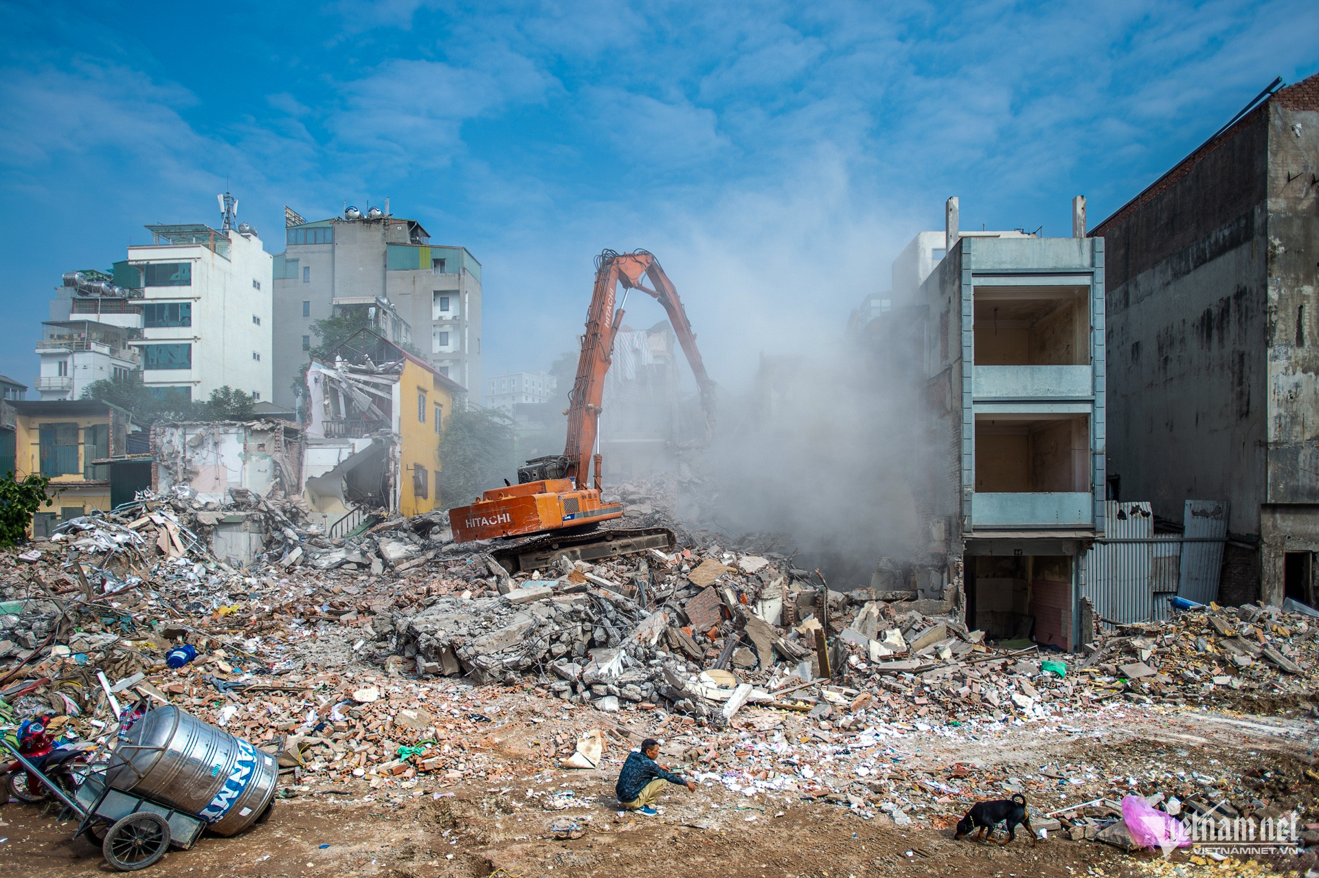 w de la thanh vanh dai1 3 of 32 4111.jpg