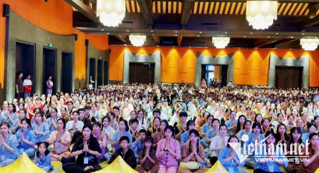 W-Khóa tu Yên Tử thu hút hàng nghìn phật tử tham gia.jpg