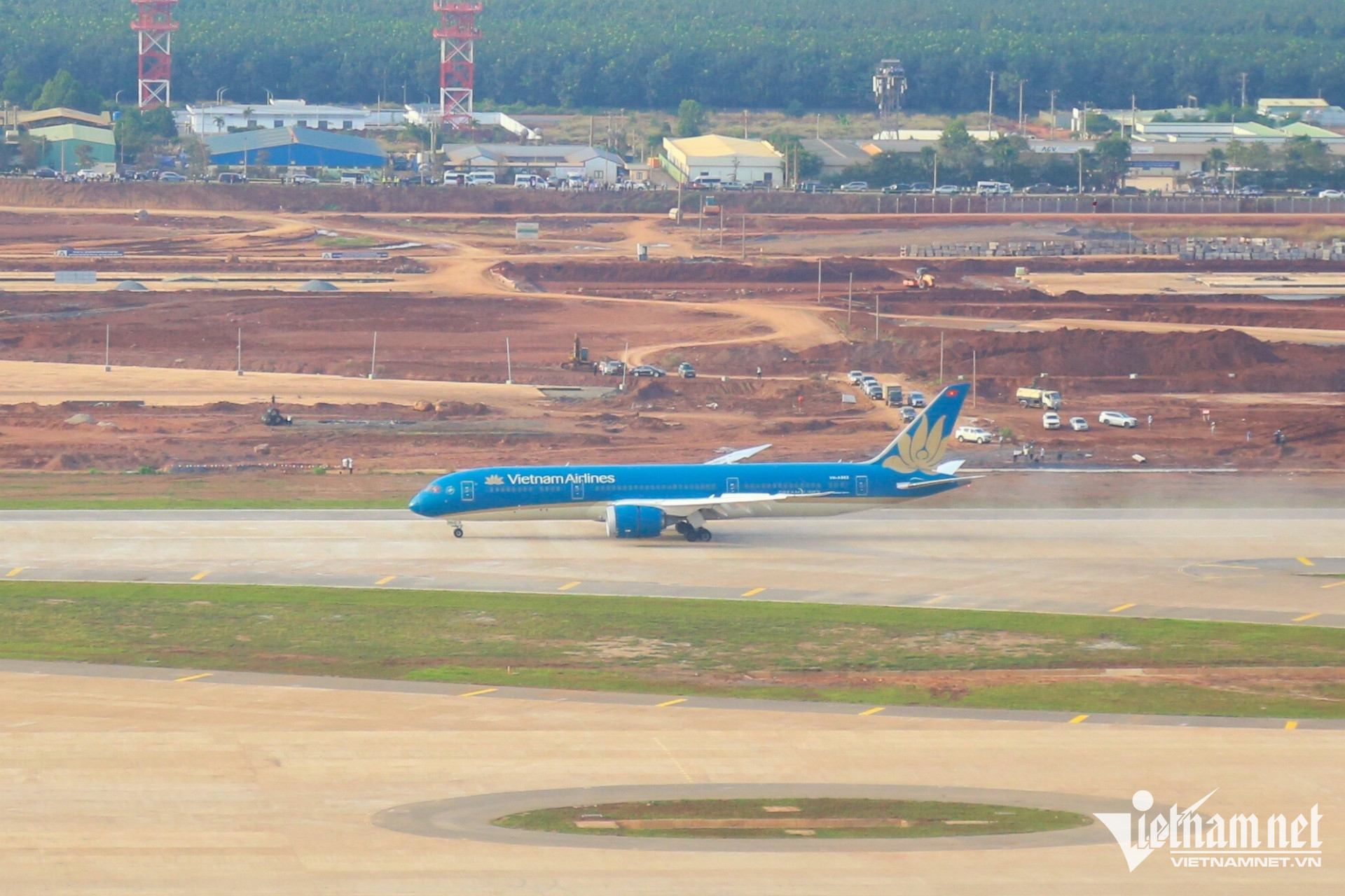 W-san bay long thanh5.jpg