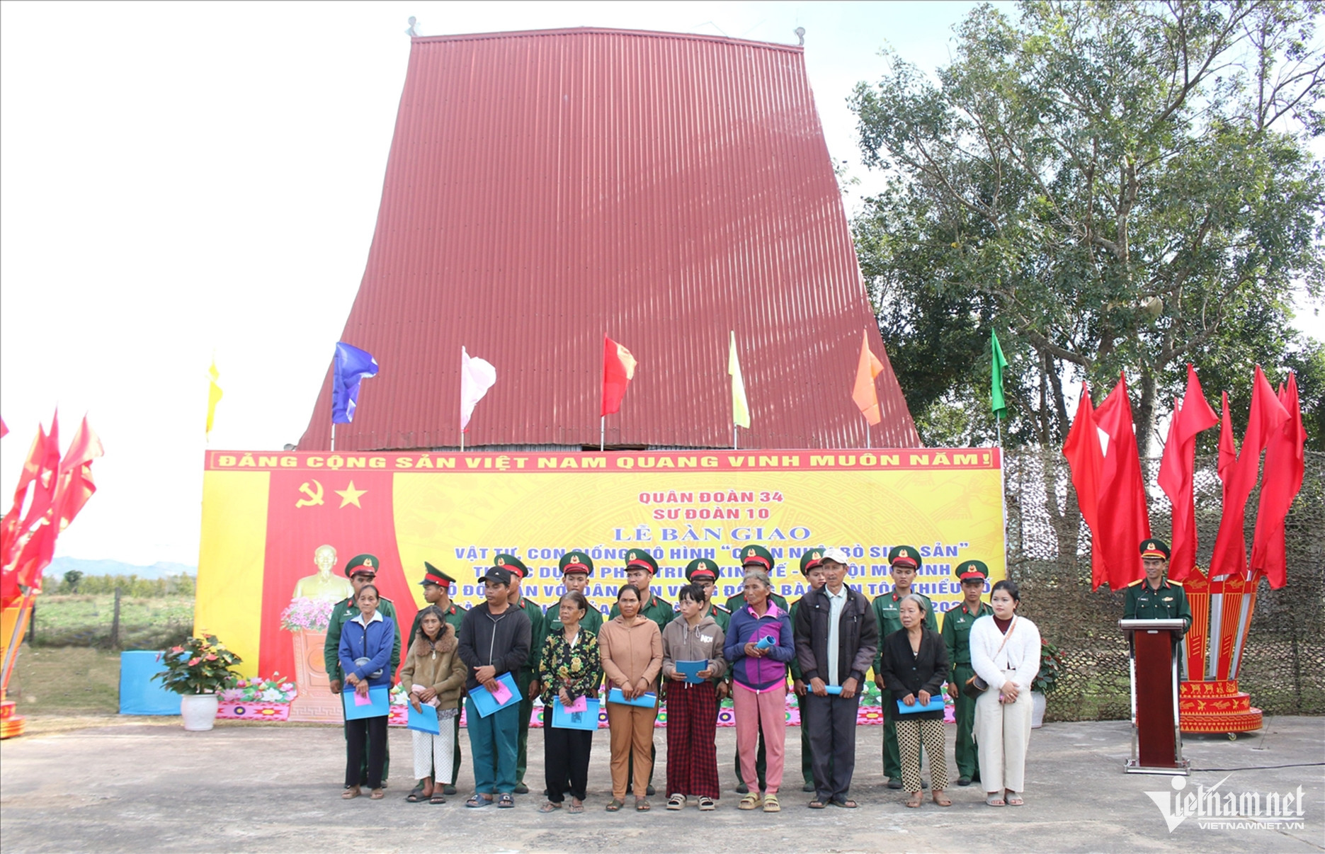 W-Sư đoàn 10 2.jpg