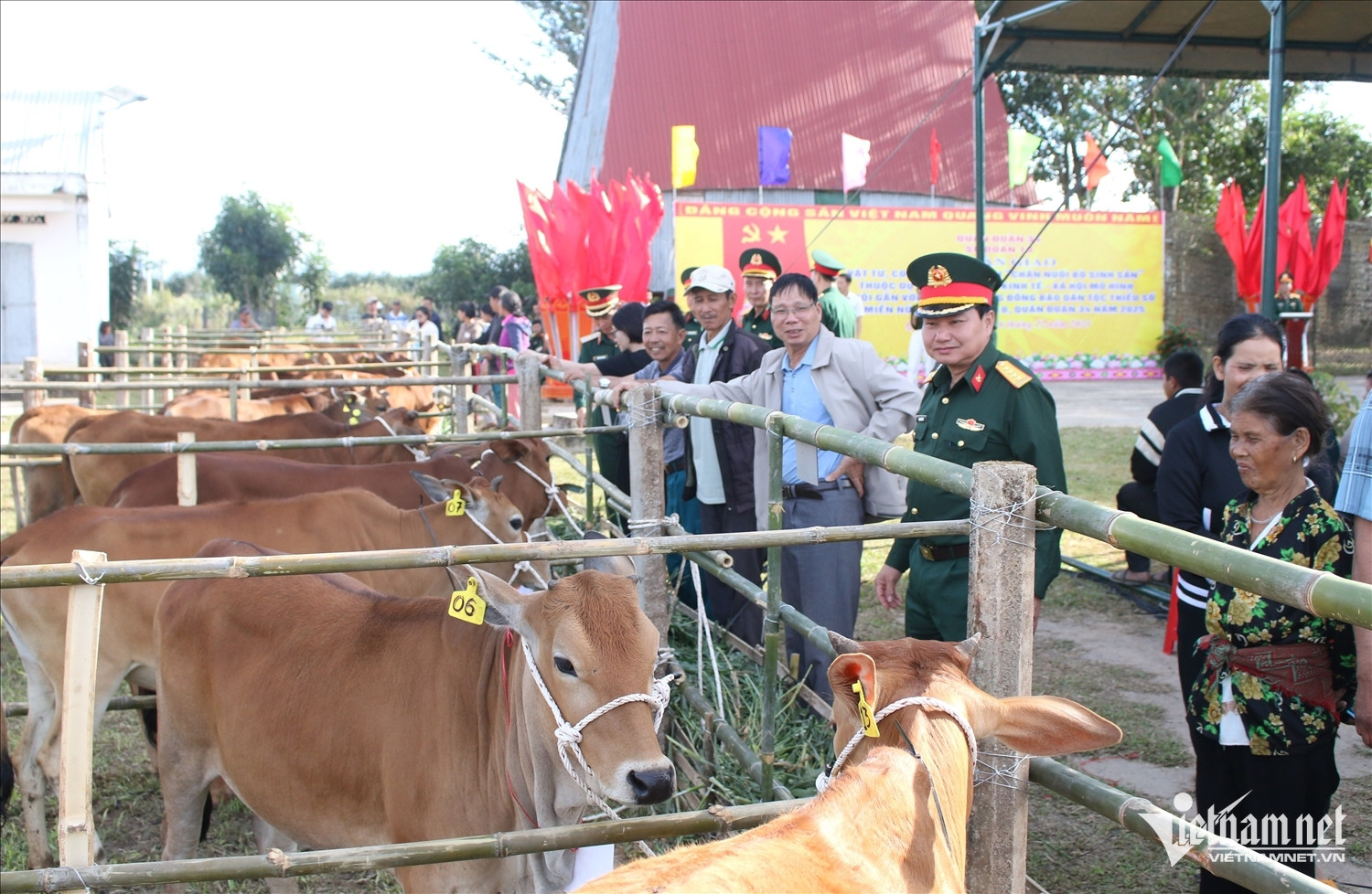 W-Sư đoàn 10 4.jpg