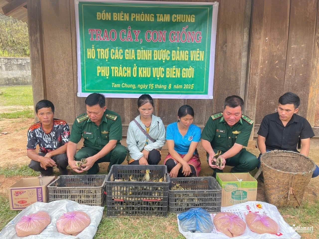 W-Thu Thảo ảnh 2.jpg