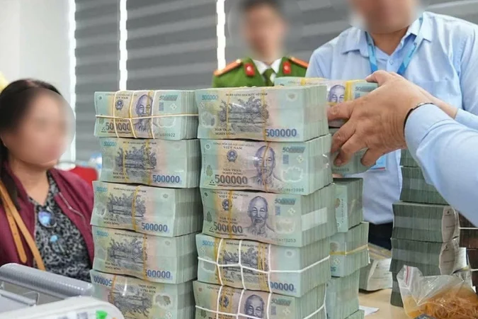 Bản tin sáng 17/12: Nhận bồi thường 466 tỷ, chủ 3 ô đất gần hồ Hoàn Kiếm nói gì? Bản tin sáng 17/12: Nhận bồi thường 466 tỷ, chủ 3 ô đất gần hồ Hoàn Kiếm nói gì?