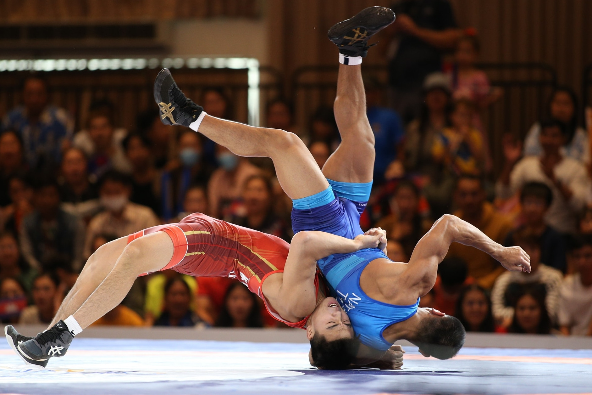 SEA Games ngày 17/12: Vật xung trận, chờ 'mưa' HCV