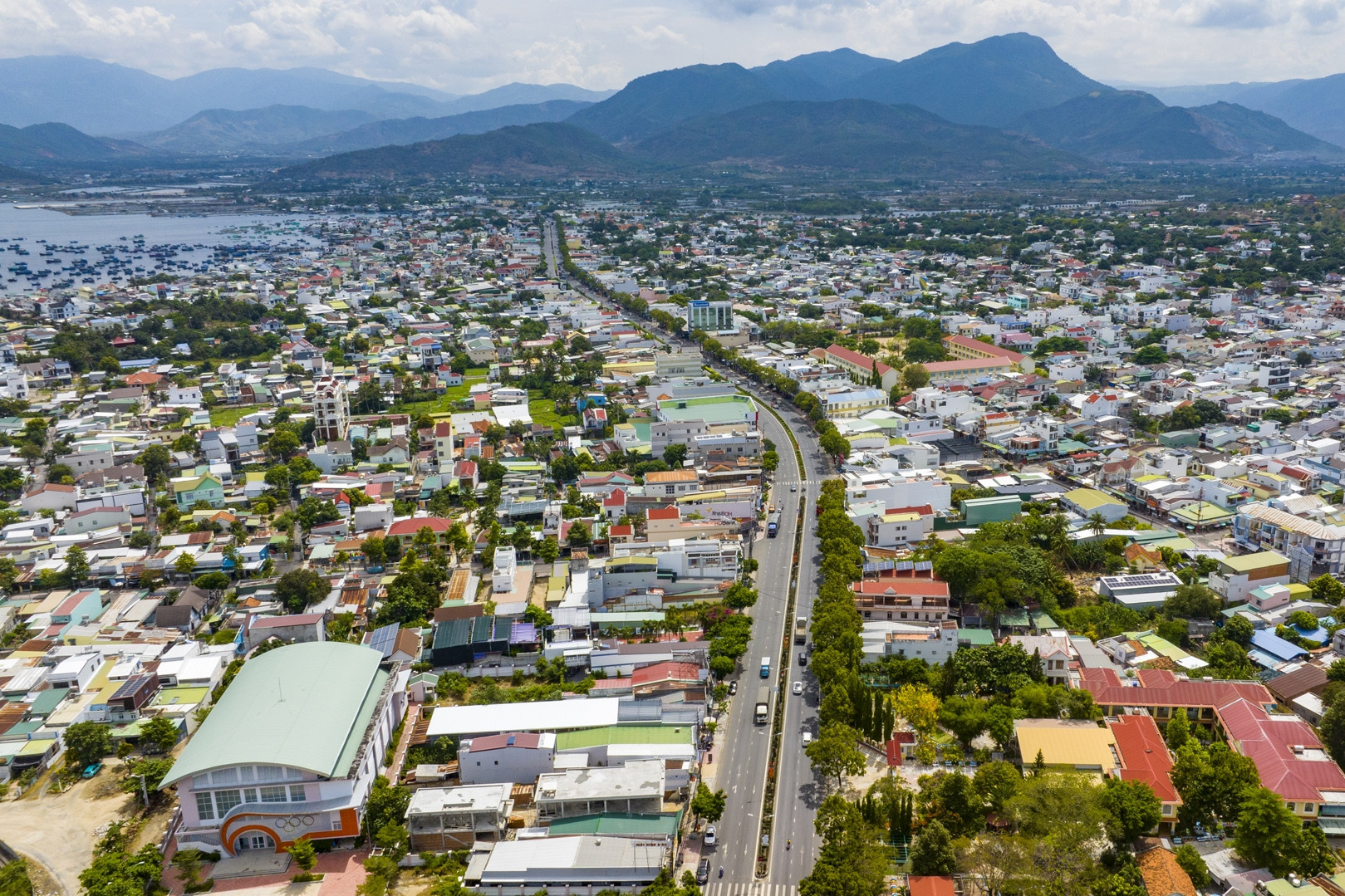  50% trở lên hộ dân tán thành mới hoàn thiện đề án sáp nhập, đổi tên tỉnh, xã 