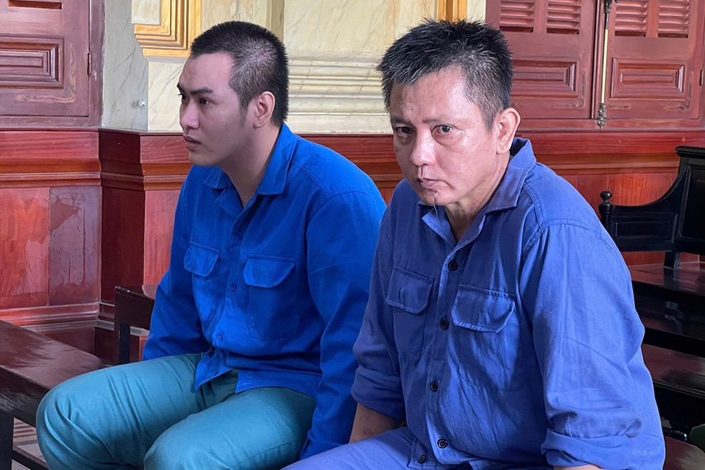 Đâm chết người trong đám giỗ, người đàn ông lĩnh án chung thân