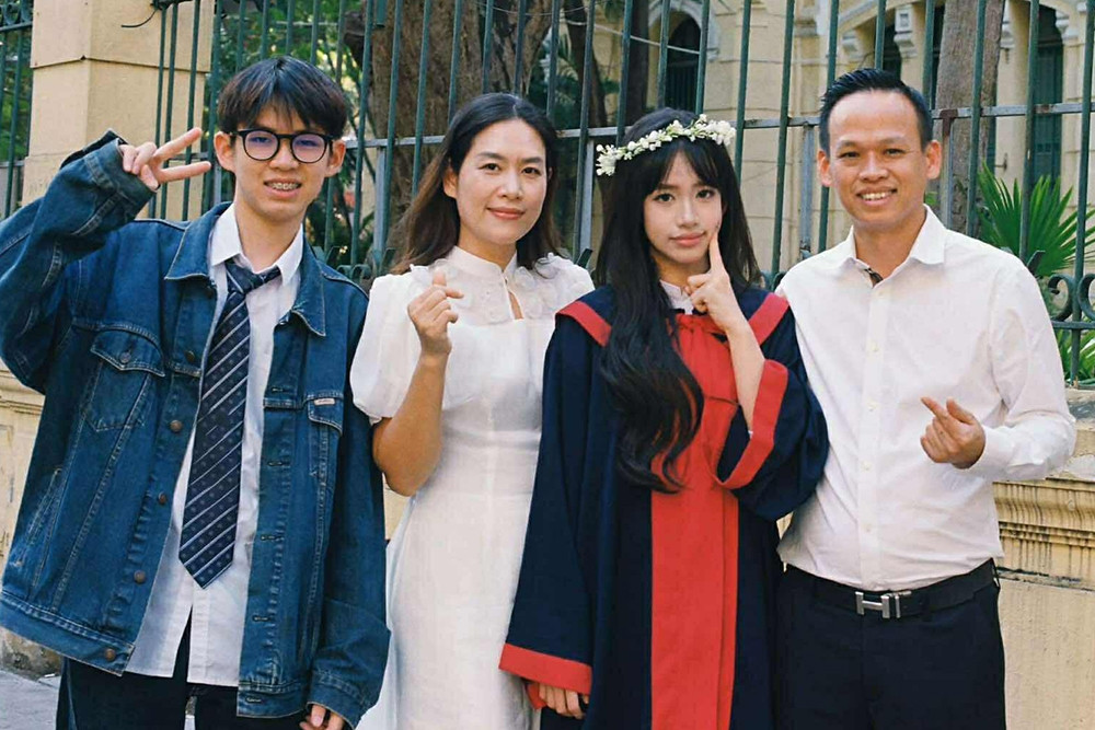 Hà Hương 'Phía trước là bầu trời' bị chửi giữa phố, tiết lộ về chồng làm ngân hàng